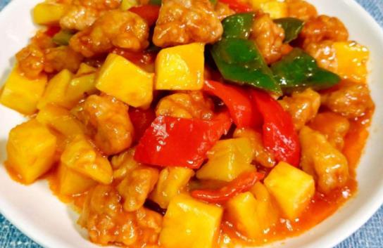 年夜饭上有这道菜孩子都爱吃：菠萝古老肉