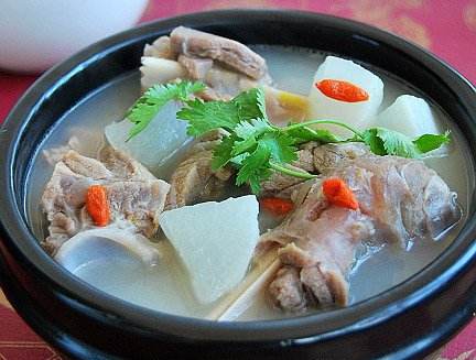 小寒进补吃什么？喝一碗这种食材，暖身益气补肾更健康