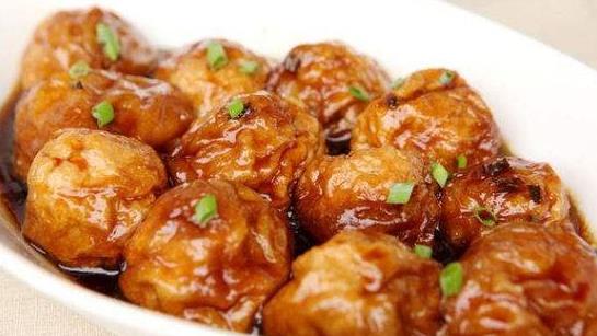 油面筋塞肉：一道简单又美味的宴客菜，一上桌就被抢光