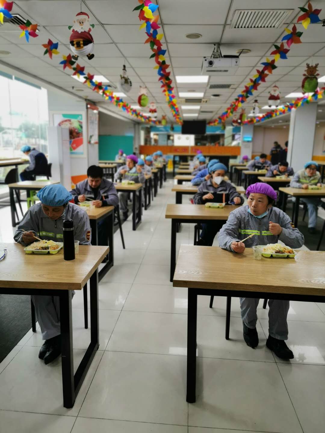 摩登7快餐配送